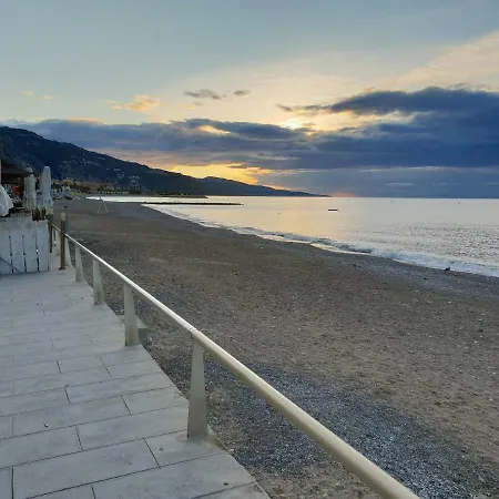 Maison Patricia Appartemets * Menton